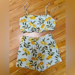 Size medium matching lemon short and top set